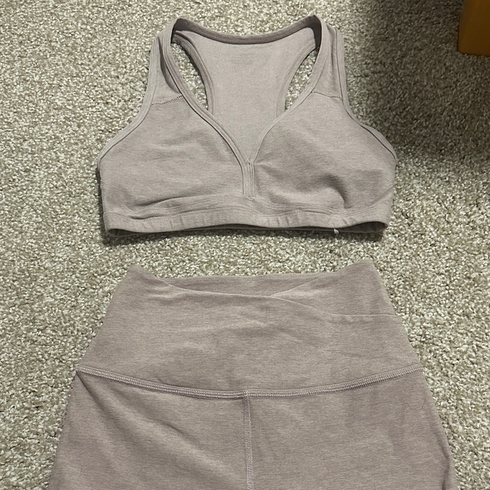 Beyond Yoga Spacedye Sports Bra and Leggings Set